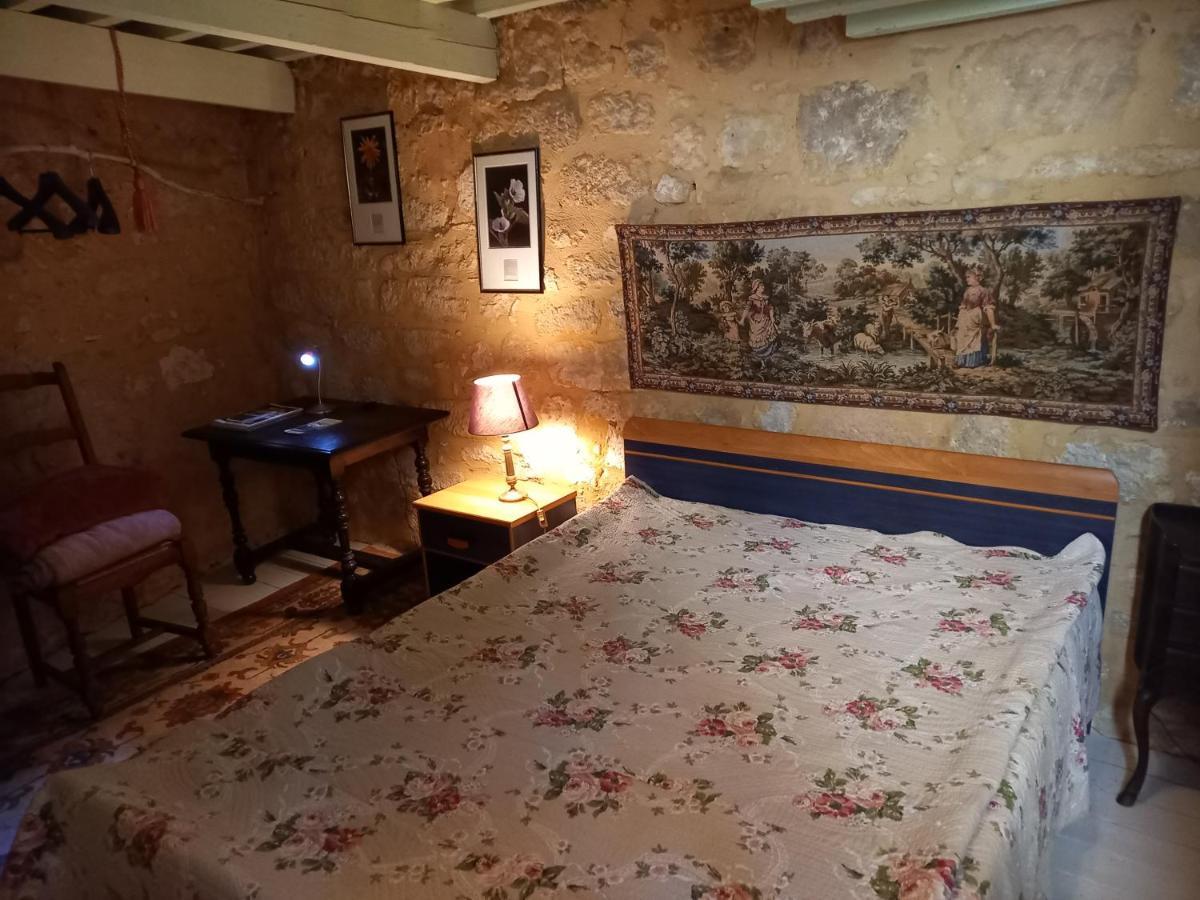 Chambre D Hotes Les Remparts Saint-Cyprien  Buitenkant foto